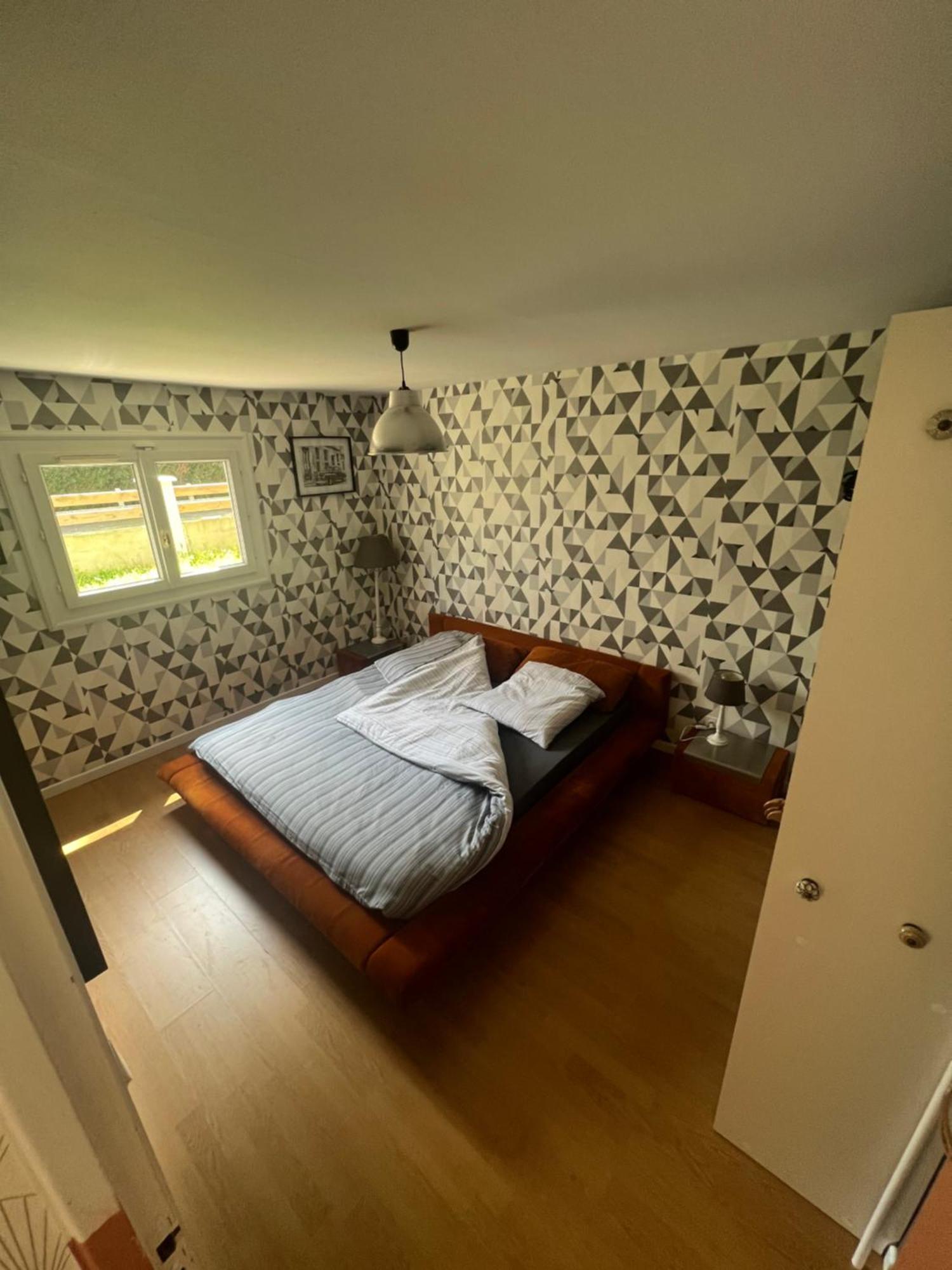 Vieux Bourg Homestay Guecelard